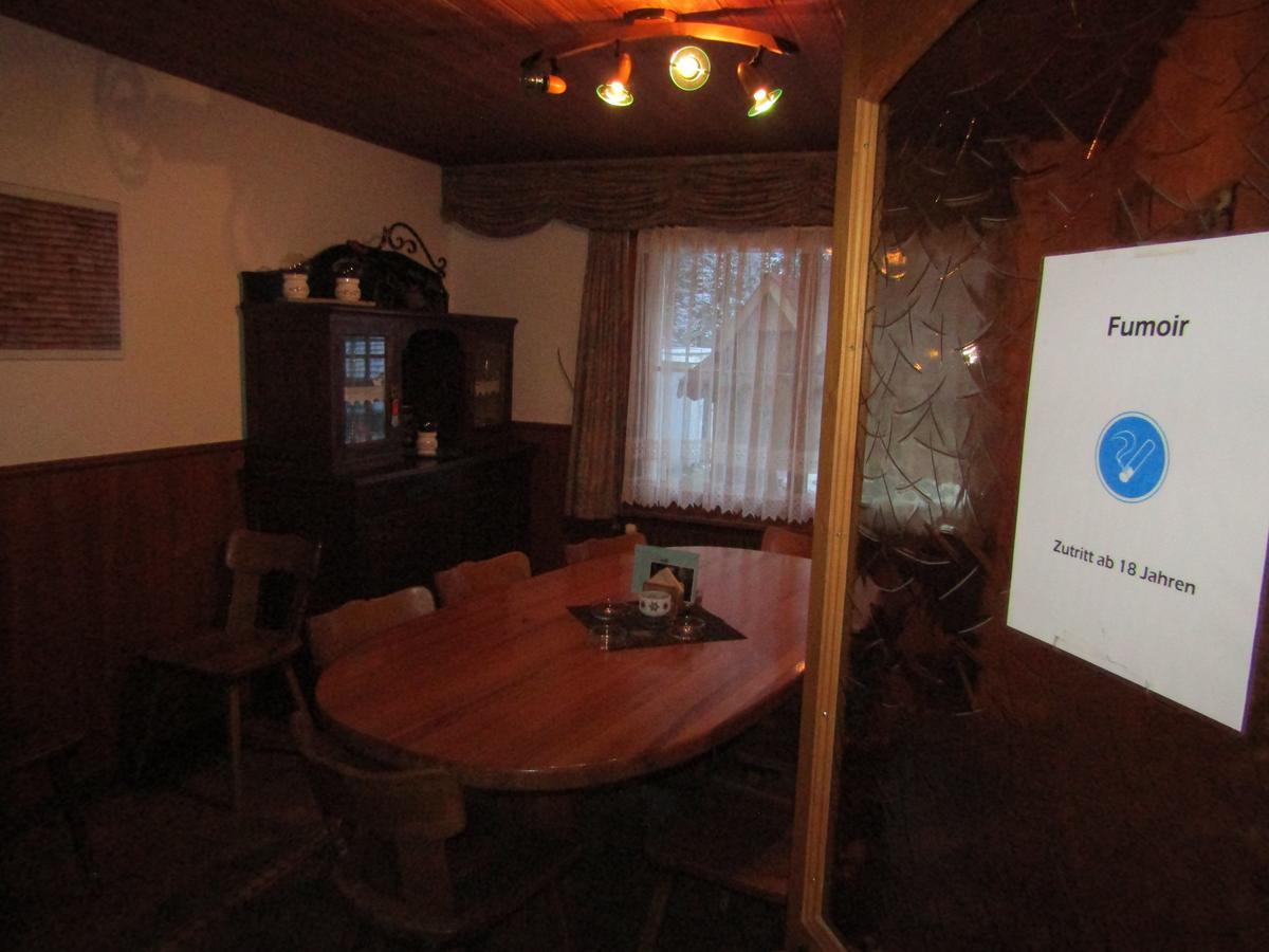 Hotel Restaurant Felsenburg à Kandergrund Extérieur photo