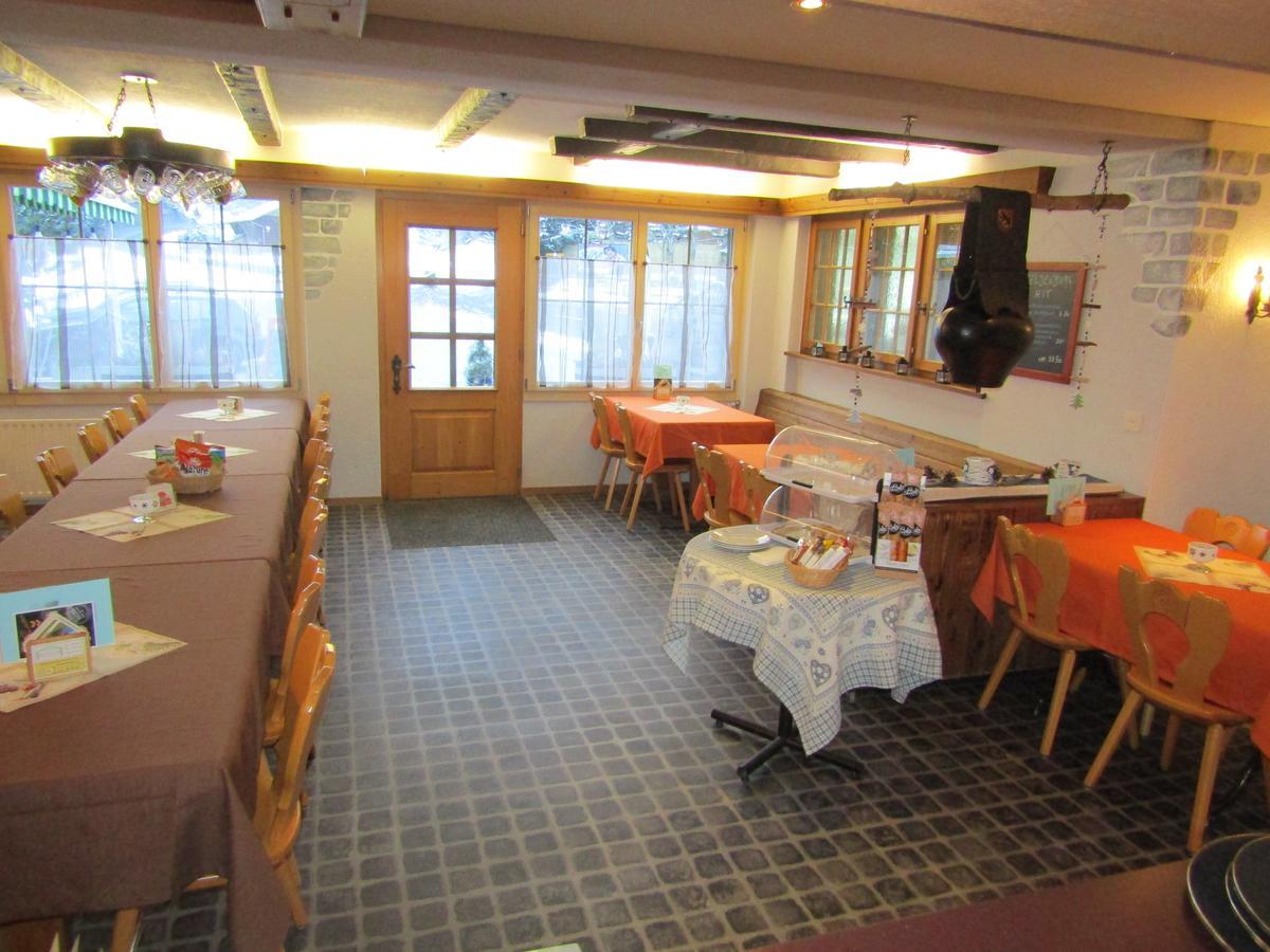Hotel Restaurant Felsenburg à Kandergrund Extérieur photo